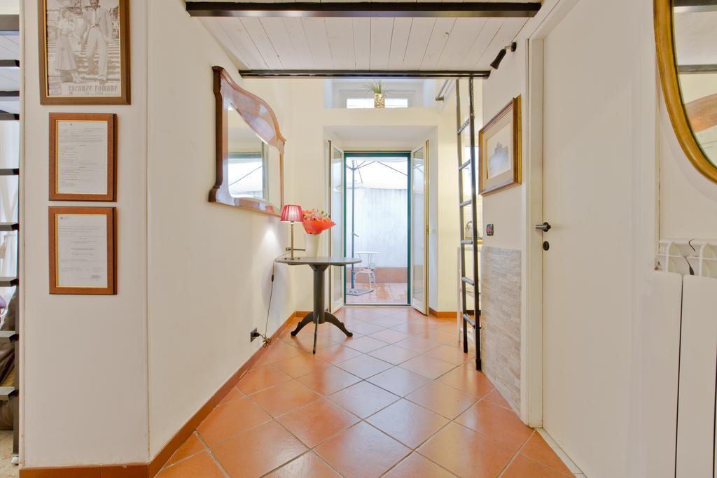 Vacanze Romane Colosseum Apartment Rome